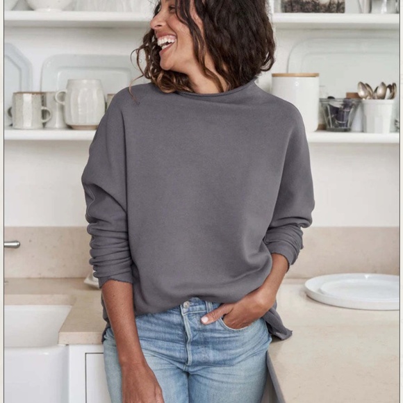Frank & Eileen Tops - Frank & Eileen Effie Long Sleeve Funnel Neck Capelet Fleece Gray Pullover L Boho